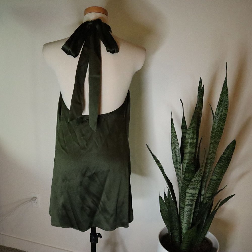 Alice + Olivia Olive Green Keyhole Halter Dress - Picture 5 of 13